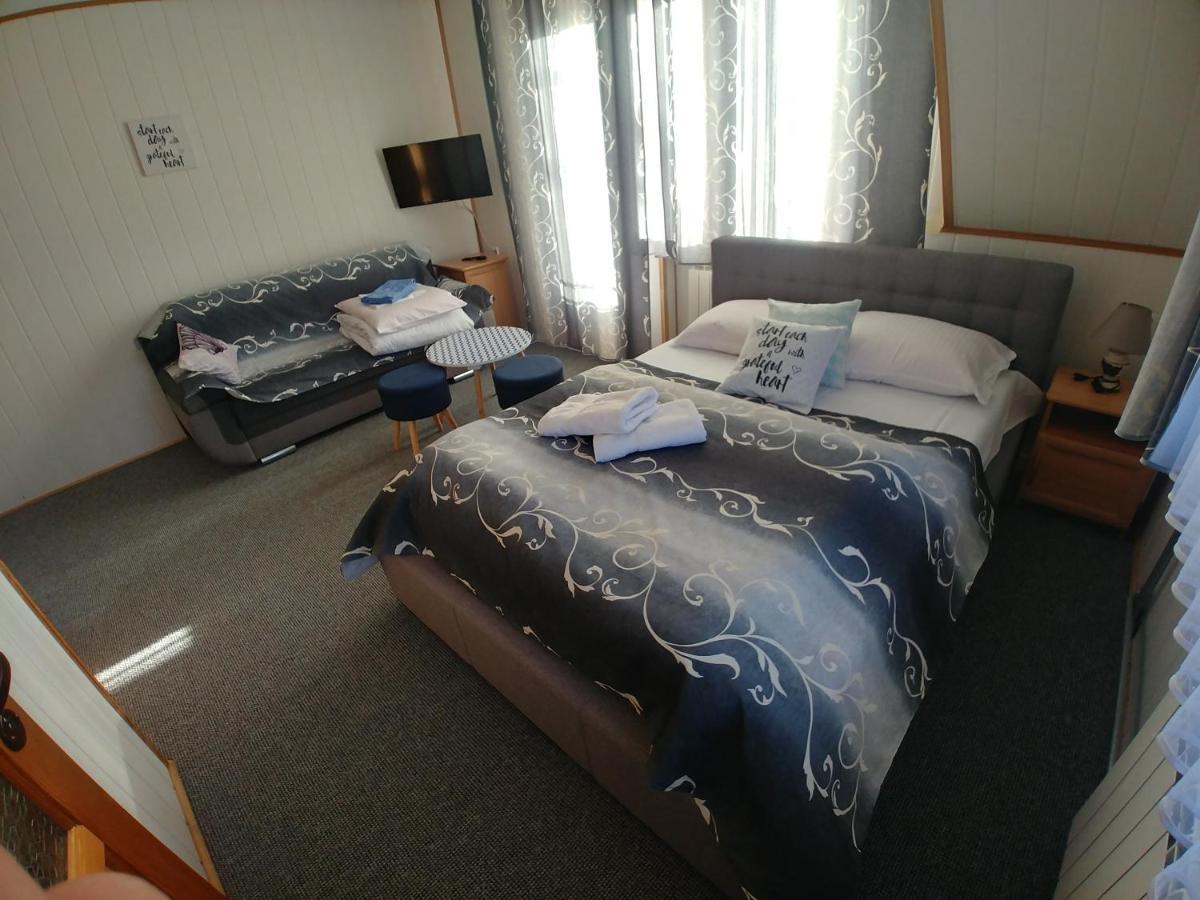 U Hani W Poblizu Goracy Potok I Termy 샤플라리 외부 사진